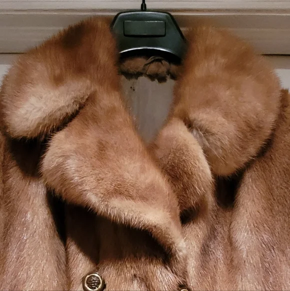 ✨️ VINTAGE  RARE  PRE-OWNED Women's Pastel Genuine Mink Fur PEACOATSize M